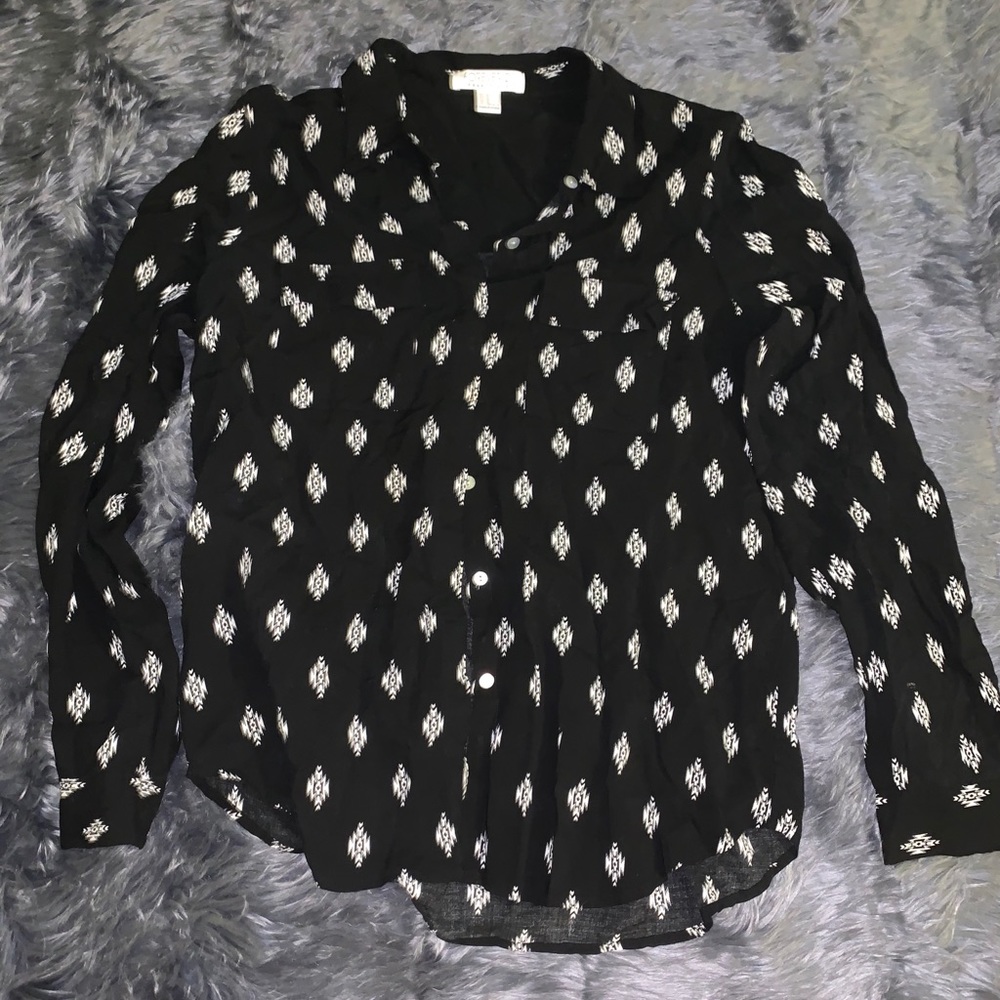 Black & white long sleeve blouse size M